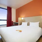 Premiere Classe Hotel