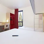 Premiere Classe Hotel 2*