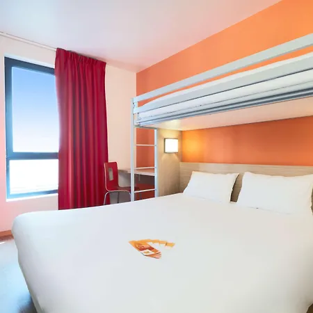 Premiere Classe Hotel 2*