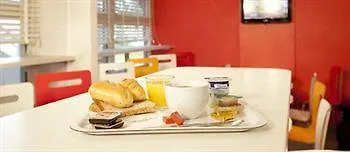 Premiere Classe Hotel 2*